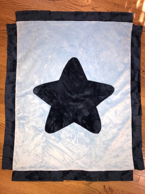 Chenille Star Light/Navy Blue Blanket